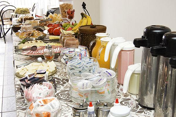 Hotel Caicara Bistro E Eventos Ltda Itaperuna Esterno foto
