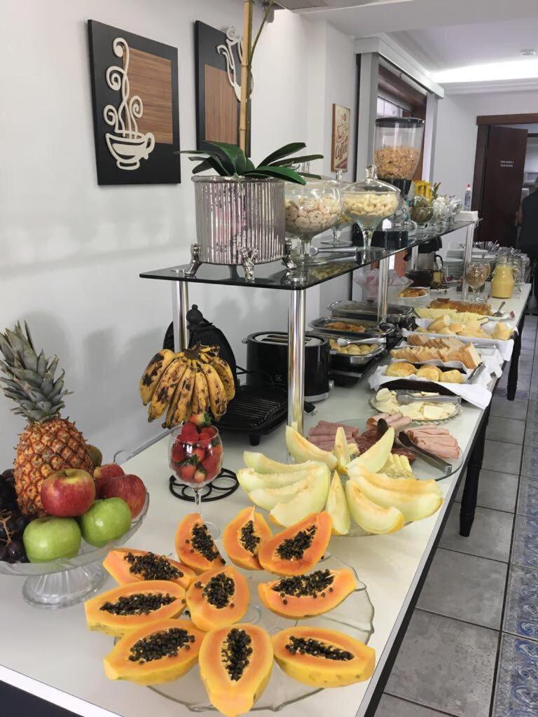 Hotel Caicara Bistro E Eventos Ltda Itaperuna Esterno foto