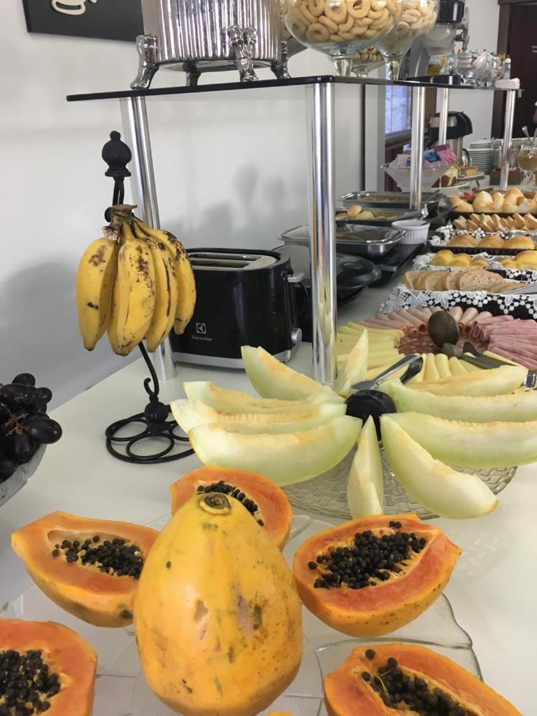 Hotel Caicara Bistro E Eventos Ltda Itaperuna Esterno foto